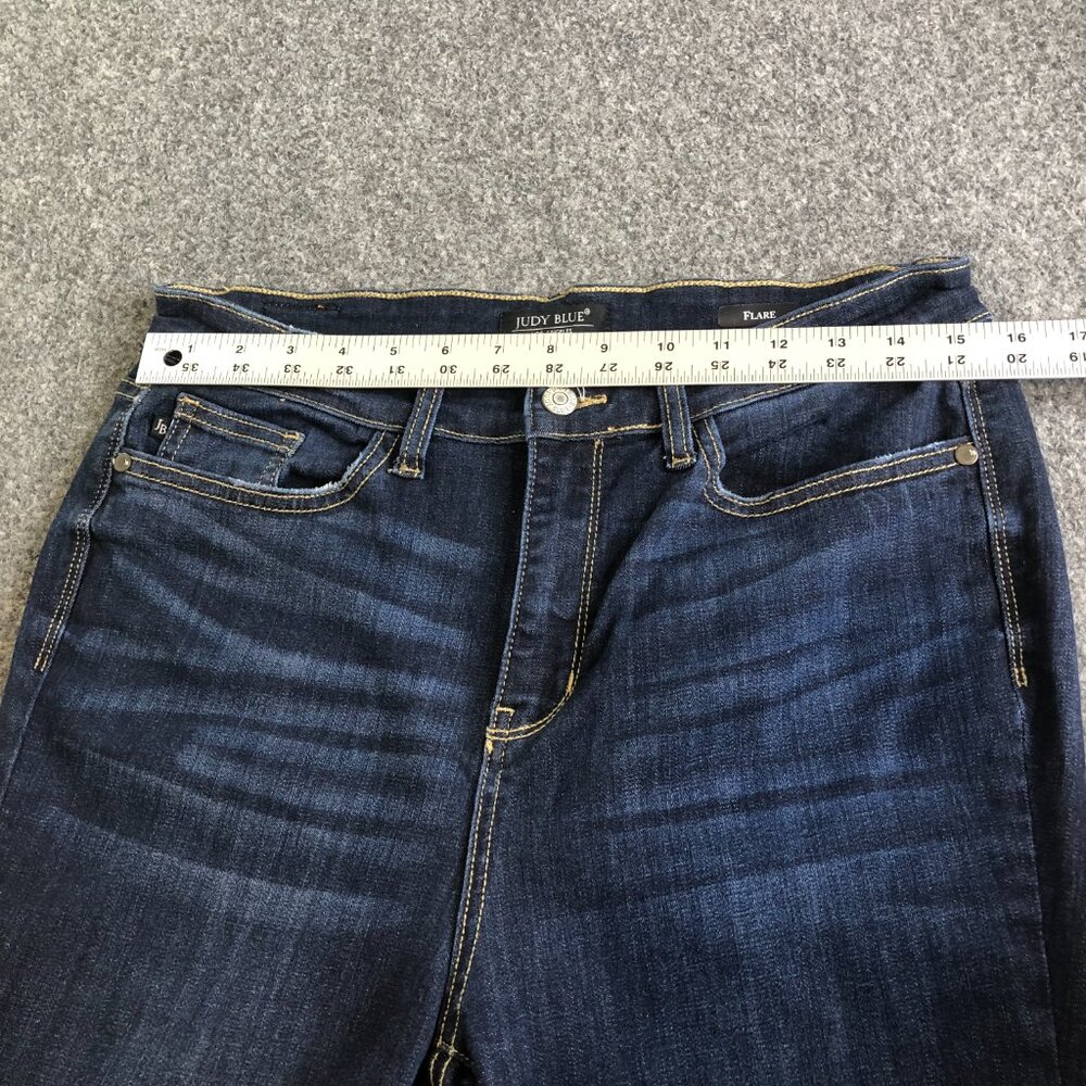 Judy Blue Flare Jeans Womens 11 30 Dark Wash Stretch Wide Leg Raw Hem - Picture 6 of 13
